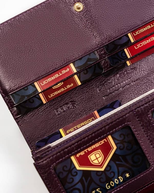 Prostorná, kožená dámská peněženka s RFID systémem - Peterson