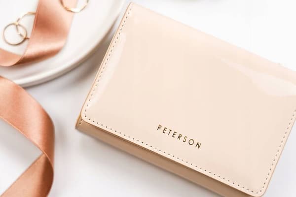 Dámská peněženka z ekologické kůže na patentku a zip - Peterson