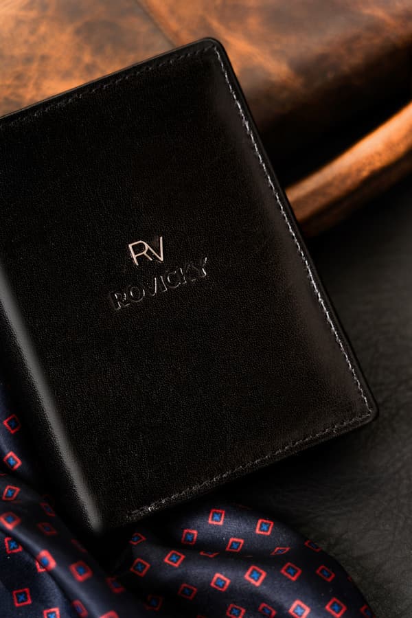 Pánská peněženka z přírodní kůže vybavená systémem RFID - Rovicky
