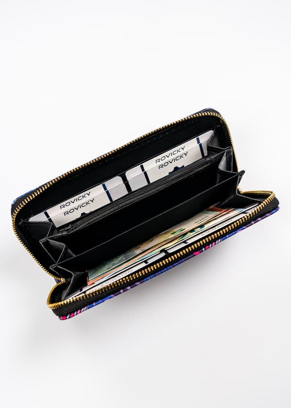 Dámská peněženka-penál vyrobený z ekologické kůže