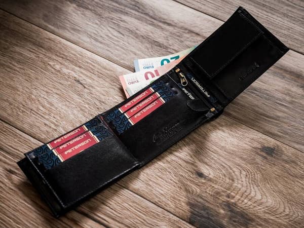 Læder pung til mænd med RFID-system - Peterson