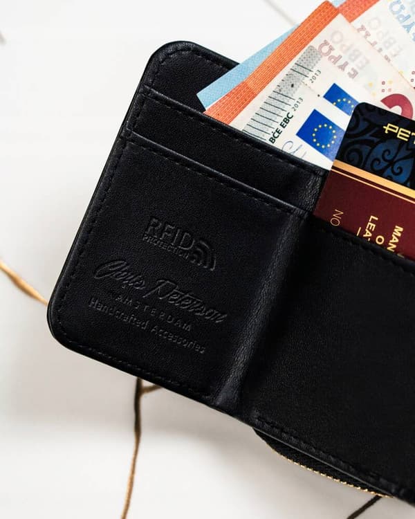 Stylová dámská peněženka z hladké ekologické kůže - Peterson