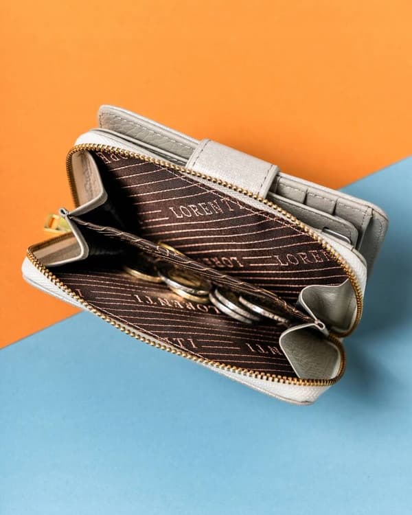Kožená elegantní dámská peněženka na patentku a zip - Lorenti