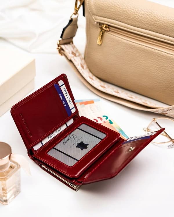 Střední dámská peněženka s RFID systémem z přírodní kůže - Rovicky