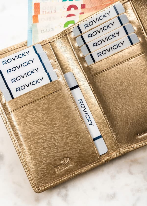 Velká, kožená dámská peněženka se zapínáním na patentky - Rovicky