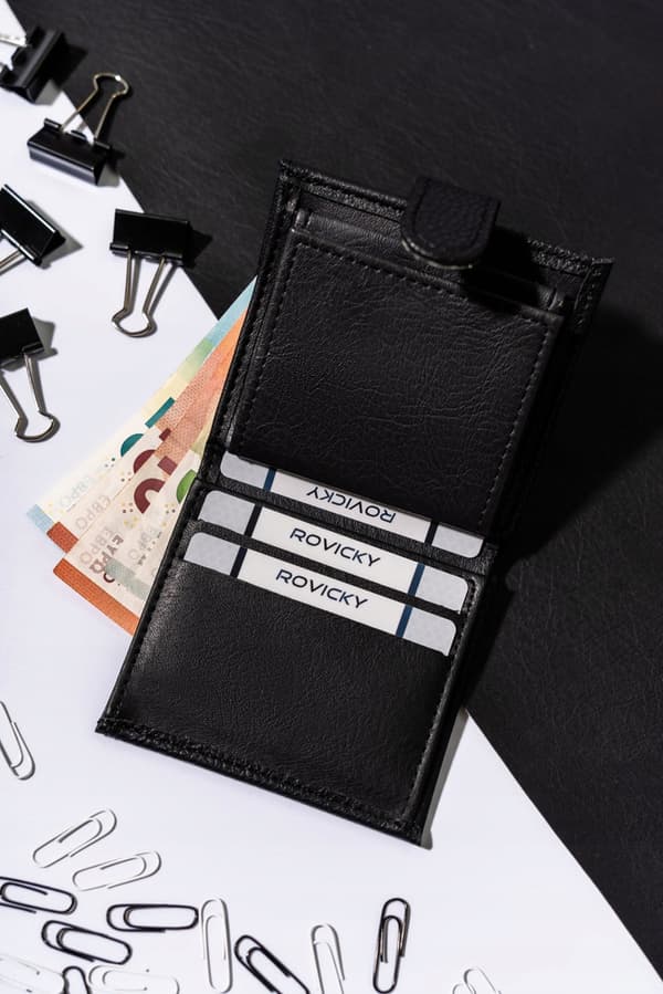 Malá pánská peněženka z ekologické kůže se zapínáním na patent - 4U Cavaldi