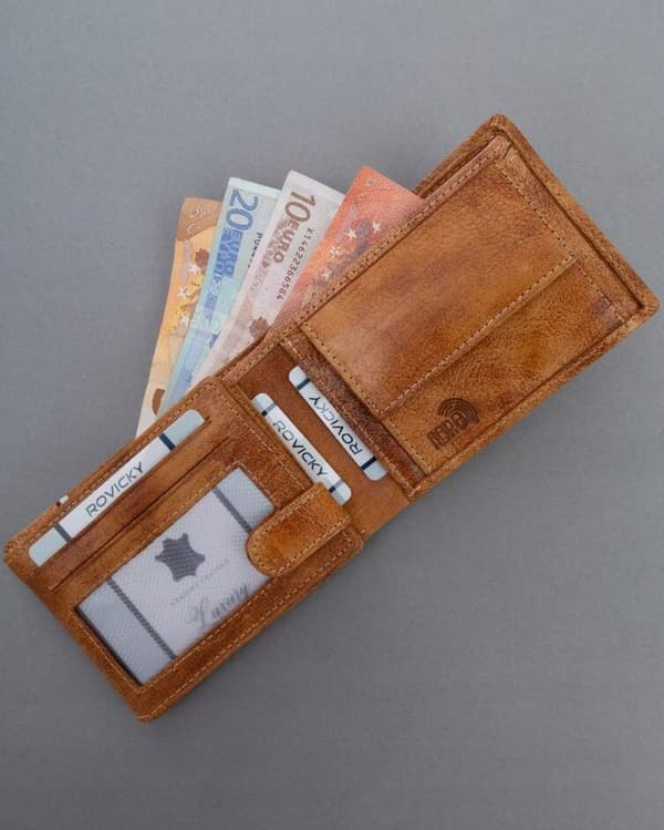 Velká, vlastenecká pánská peněženka se systémem RFID