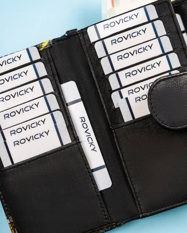 Tilava, nahkainen naisten lompakko, jossa neppari - Rovicky