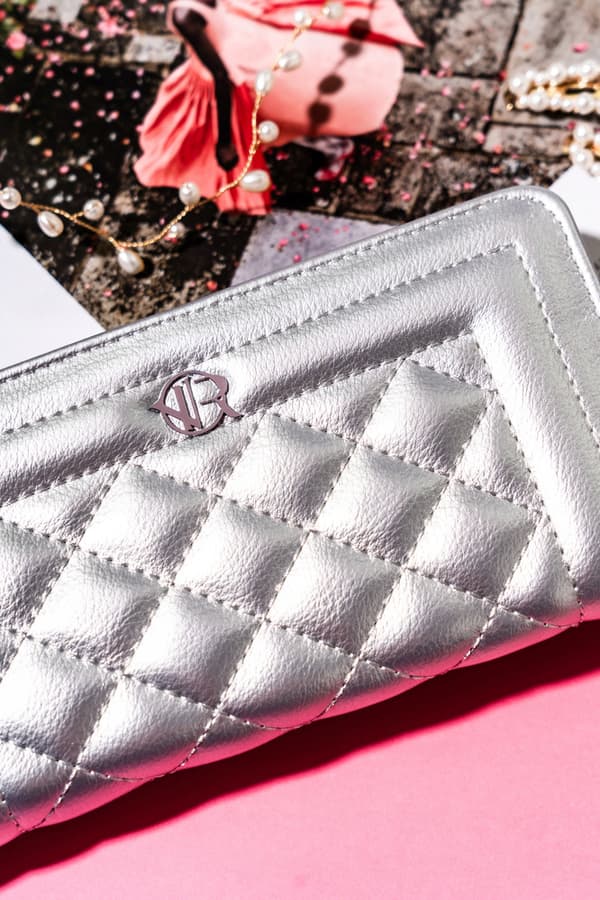 Prošívaná, velká dámská peněženka-penál na zip - Rovicky