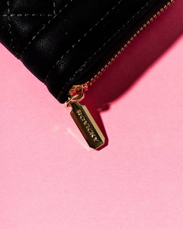 Prošívaná dámská peněženka-penál na zip - Rovicky