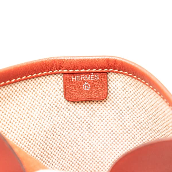 Pre-owned Hermès Petit H Swift Flaneur Forever Passport Case Red