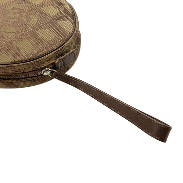 Pre-owned Chanel New Travel Line Nylon Pouch Green