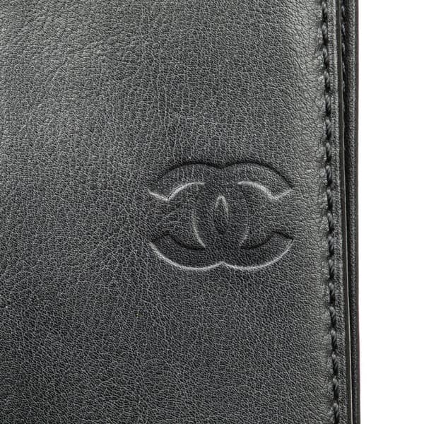 Pre-owned Chanel CC Calfskin Bifold Card Holder Black