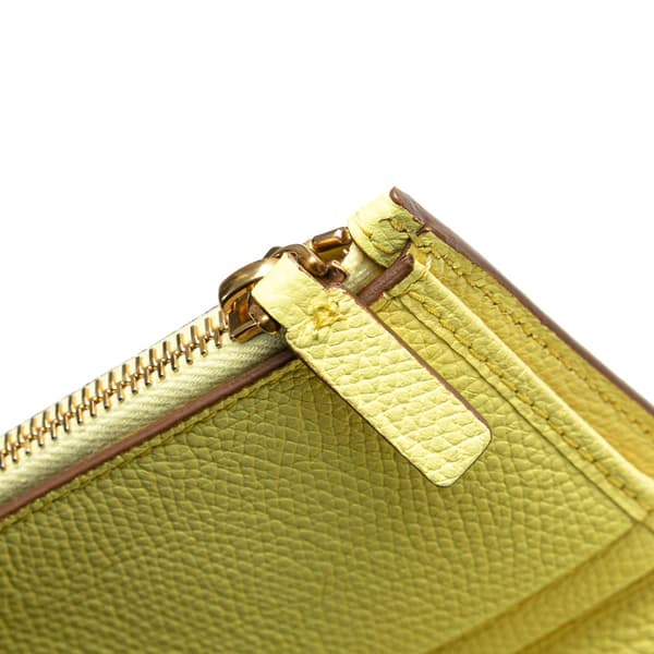 Pre-owned Valentino VLogo Leather Small Wallet Yellow