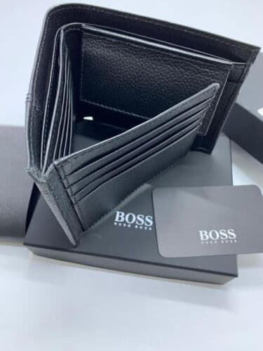 BRAND NEW HUGO BOSS MEN TRAVELLER TRIFLD BLACK LEATHER WALLET WITH COIN POCKET