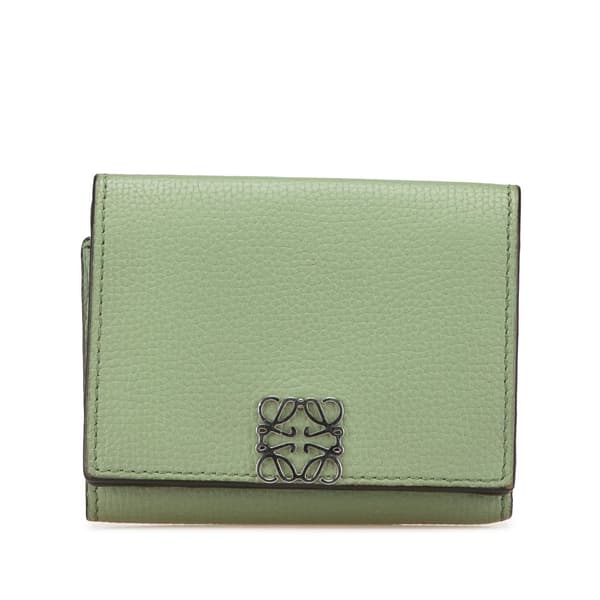 Pre-owned LOEWE Grained Calfskin Anagram Compact Flap Wallet Green