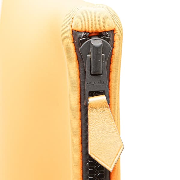 Pre-owned Hermès Large Neoprene Neobain Case Orange