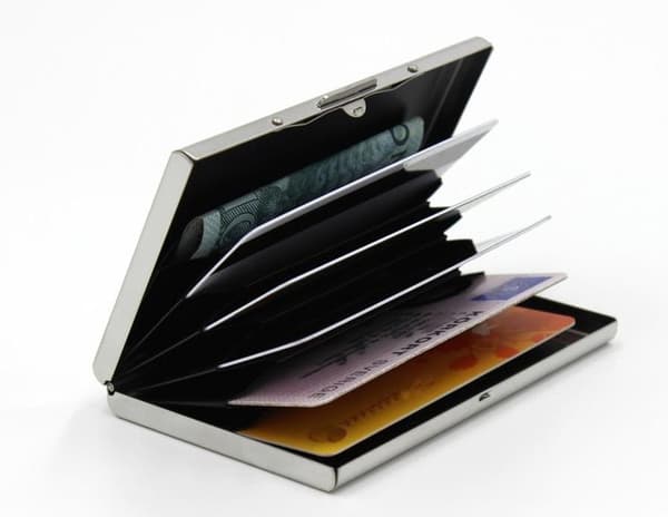 Card holder with compartment - Protects RFID - metal - wallet