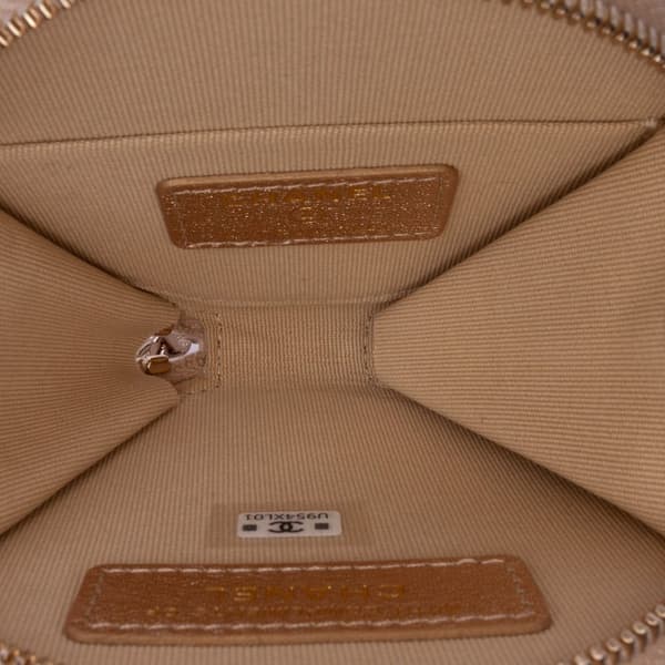 Pre-owned Chanel Metallic Lambskin Round Coin Purse and AirPods Case Gold
