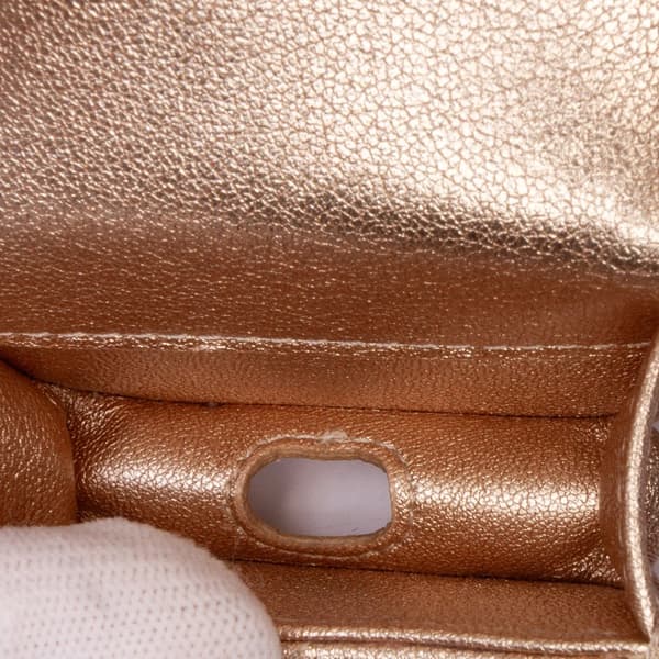Pre-owned Chanel Metallic Lambskin Round Coin Purse and AirPods Case Gold