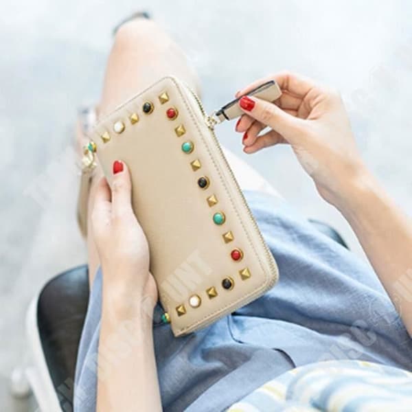 TD® Lång beige läderplånbok för kvinnor med stor kapacitet Multifunktionell dubbade färgglada spikar Motståndskraftig vattentät elegant