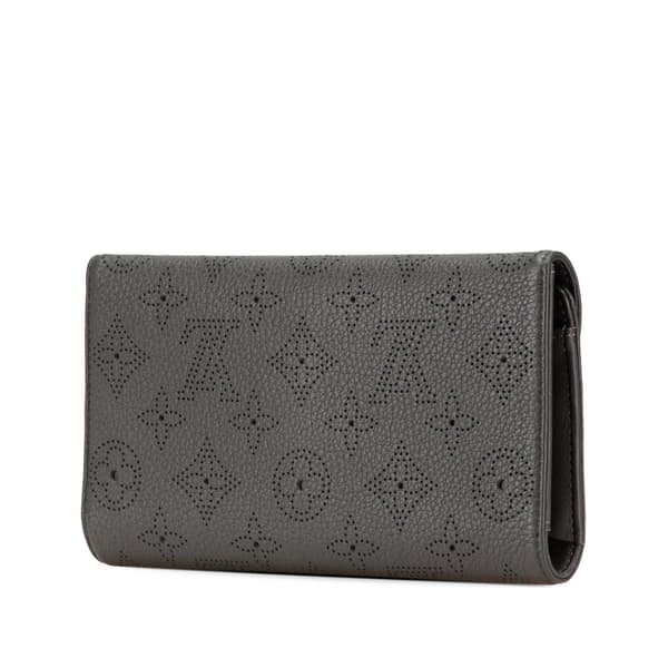 Pre-owned Louis Vuitton Mahina Amelia Wallet Gray