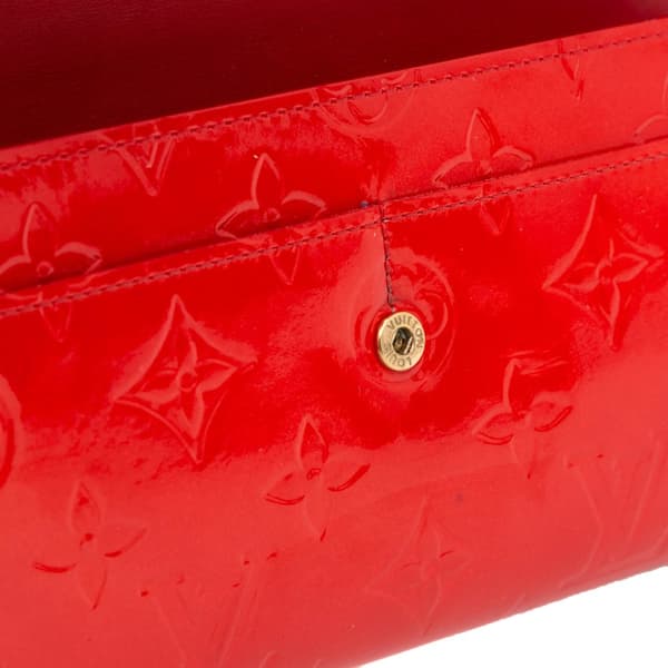 Pre-owned Louis Vuitton Monogram Vernis Sarah Wallet Red