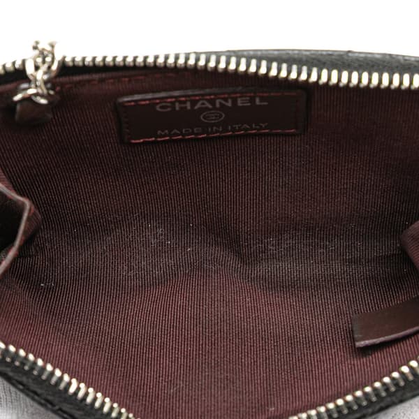 Pre-owned Chanel Quilted Caviar Classic Zipped Key Holder Black