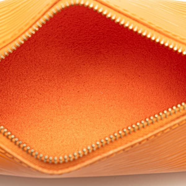 Pre-owned Louis Vuitton Epi Soufflot Pochette Orange