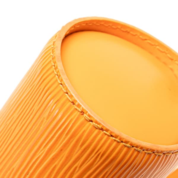 Pre-owned Louis Vuitton Epi Soufflot Pochette Orange
