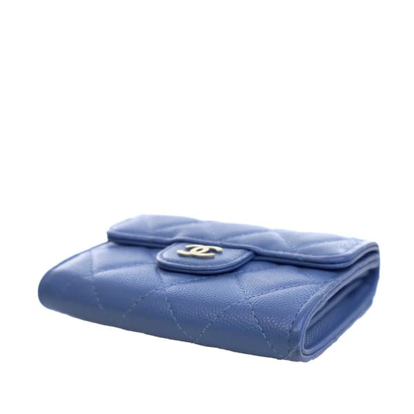Pre-owned Chanel CC Quilted Caviar Flap Card Holder Blue