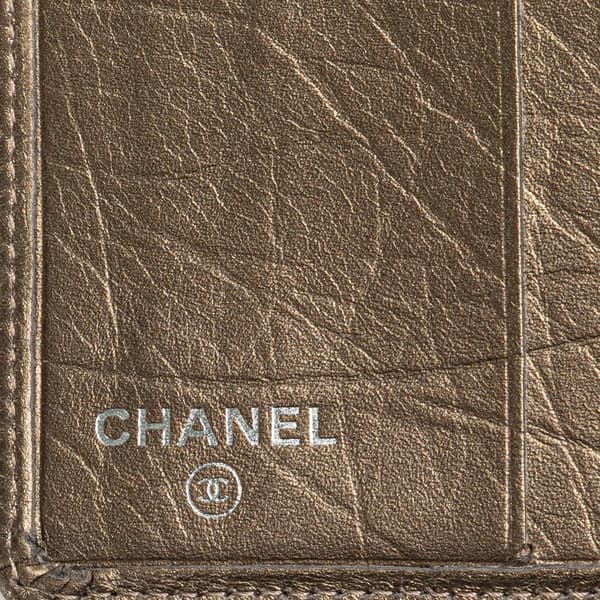 Pre-owned Chanel Metallic Aged Calfskin Cambon Ligne Bifold Wallet Brown