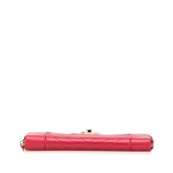 Pre-owned Chanel Chevron Sheepskin Mademoiselle Zip Around Wallet Red