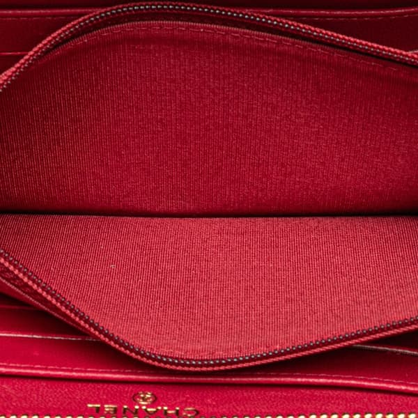 Pre-owned Chanel Chevron Sheepskin Mademoiselle Zip Around Wallet Red