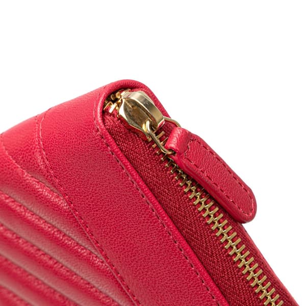 Pre-owned Chanel Chevron Sheepskin Mademoiselle Zip Around Wallet Red