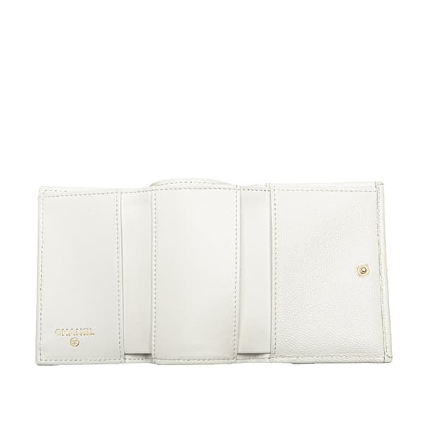 Pre-owned Chanel CC Quilted Caviar Trifold Flap Wallet White