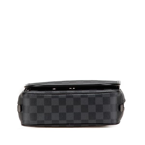Pre-owned Louis Vuitton Damier Graphite Hanging Toiletry Kit Pouch Black