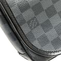Miniatyrbilde 10 av 10: Pre-owned Louis Vuitton Damier Graphite Hanging Toiletry Kit Pouch Black