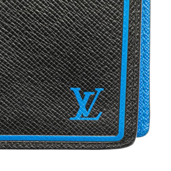 Pre-owned Louis Vuitton Taiga Portefeuille Brazza Bifold Long Wallet Black