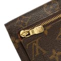 Miniatyrbilde 9 av 10: Pre-owned Louis Vuitton Monogram Koala Wallet Brown