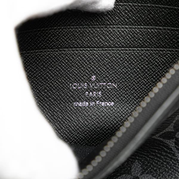 Pre-owned Louis Vuitton Monogram Eclipse Discovery Pochette PM Black