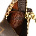 Miniatyrbilde 6 av 10: Pre-owned Louis Vuitton Monogram Key Pouch Brown