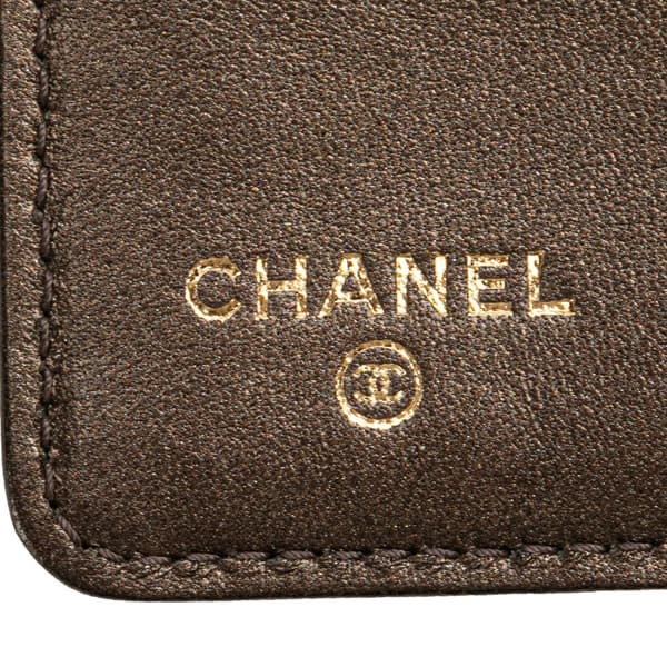 Pre-owned Chanel Embossed Lambskin CC Camellia Bifold Wallet Black