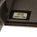 Miniatyrbilde 7 av 10: Pre-owned Chanel Embossed Lambskin CC Camellia Bifold Wallet Black