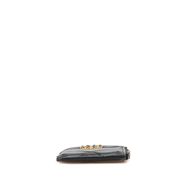 Pre-owned Chanel CC Quilted Goatskin 19 Phone and Card Holder Black