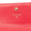 Miniatyrbild 6 av 10: Pre-owned Chanel CC Quilted Lambskin Boy Flap Wallet Pink