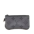 Miniatyrbillede 1 af 10: Pre-owned Louis Vuitton Monogram Eclipse Reverse Trio Messenger Key Pouch Gray