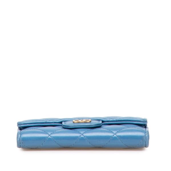 Pre-owned Chanel CC Quilted Calfskin Trifold Wallet Blue