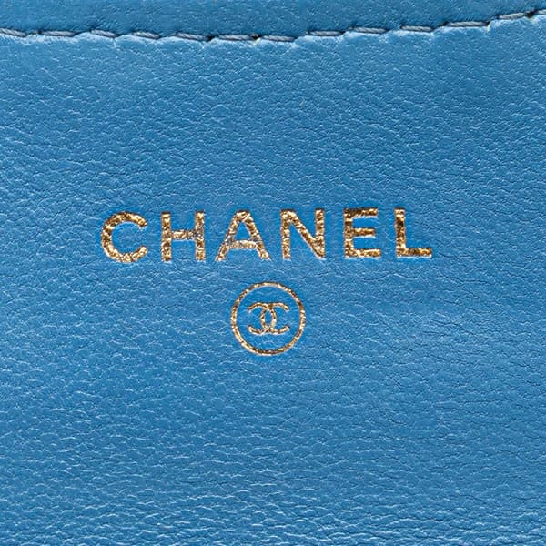 Pre-owned Chanel CC Quilted Calfskin Trifold Wallet Blue