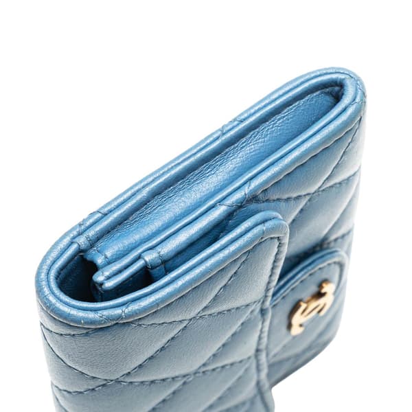 Pre-owned Chanel CC Quilted Calfskin Trifold Wallet Blue